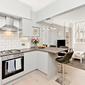 Modern & Spacious 1 Bed Apt, West End Edinburgh