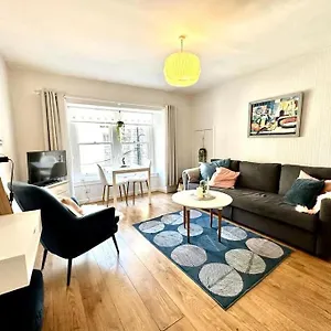 Centre Hidden Hideout For 2 Edinburgh