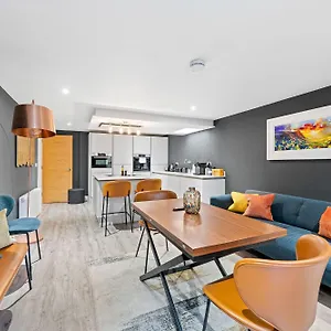 Righ - Luxury West End Artisan Edinburgh