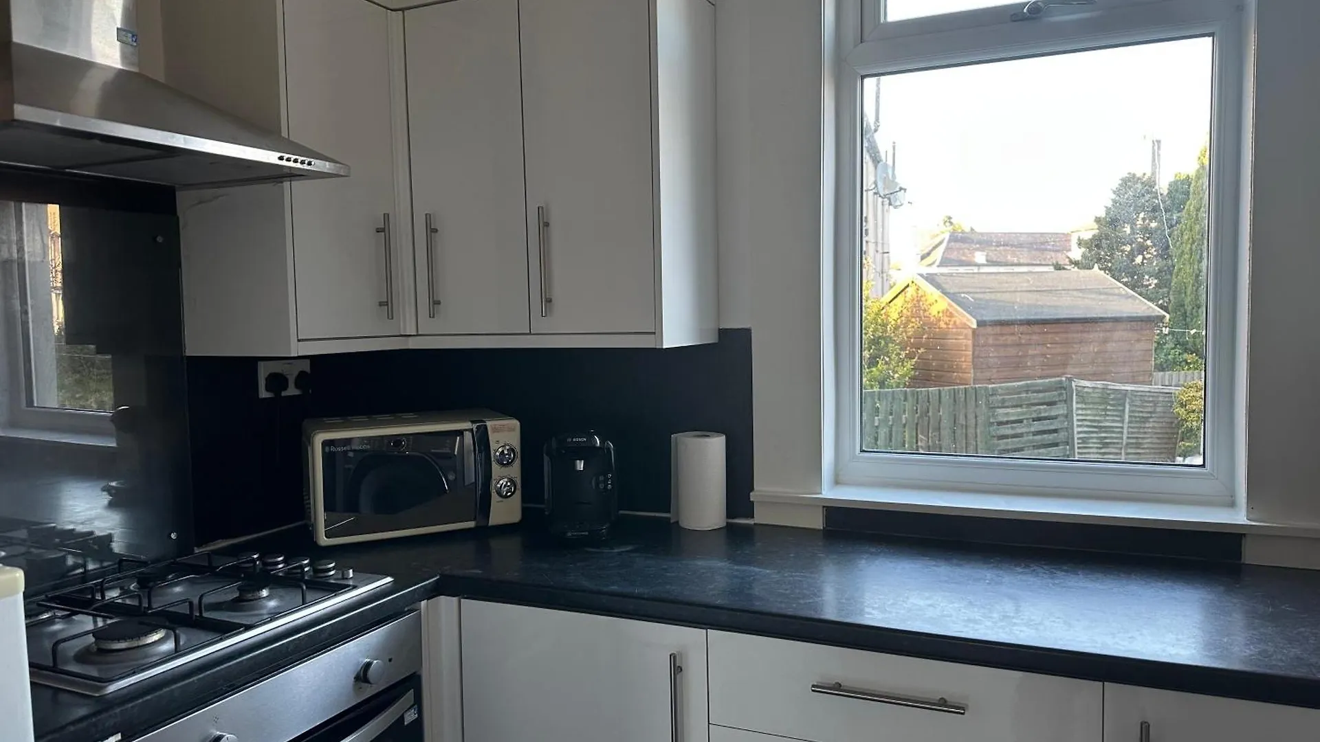 Private Main Door Two Bedrooms Apartment Edinburgh